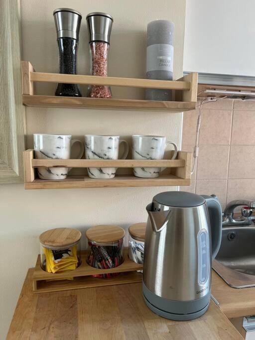 1 Bedroom Flat Sleeps 4 In Abingdon Oxfordshire Ngoại thất bức ảnh